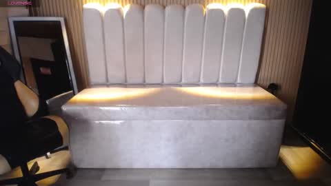 cute_angel_1 online show from November 21, 12:47 pm