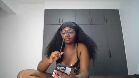 Liya online show from June 16, 5:28 pm