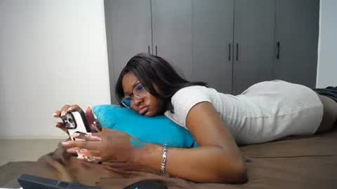 Liya online show from June 22, 3:25 am