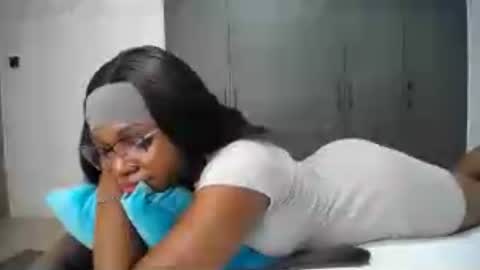 Liya online show from July 3, 1:16 pm