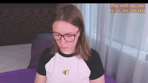 Everyday stream in the same time online show from August 4, 5:03 am