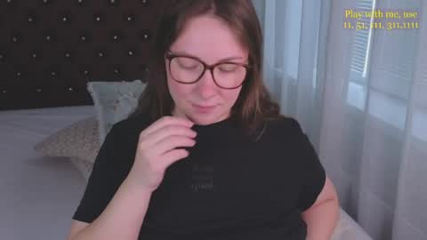 Everyday stream in the same time online show from May 5, 1:34 am