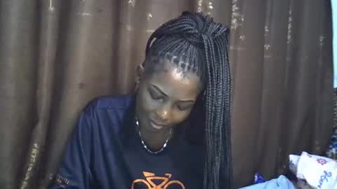 cute_emmy1 online show from November 1, 2:05 pm