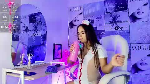 Cute horny1 online show from June 18, 2:11 pm