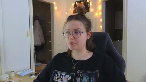 Kite and Jack online show from February 7, 1:22 pm