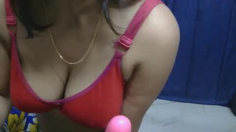 Snapshot of cute_kashmira99 chatting on October 30, 4:29 pm kashmira online show from October 30, 4:29 pm