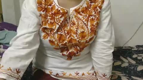 kashmira online show from March 6, 3:11 pm