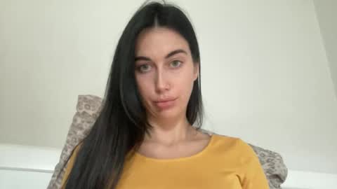 cute_kriss94 online show from October 28, 1:34 pm