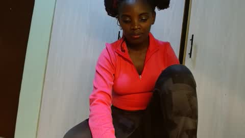 cute_lorna online show from April 29, 2:38 am