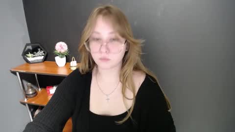 Veronica online show from February 28, 11:47 am