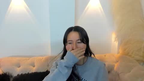 Snapshot of cute_rouss chatting on December 3, 2:53 am ROUSS online show from December 3, 2:53 am