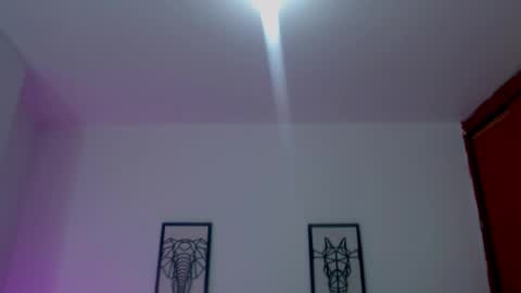 Snapshot of cute_rouss chatting on February 18, 4:25 pm ROUSS online show from February 18, 4:25 pm