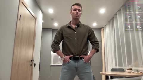 cute_skywalker online show from November 9, 6:32 pm