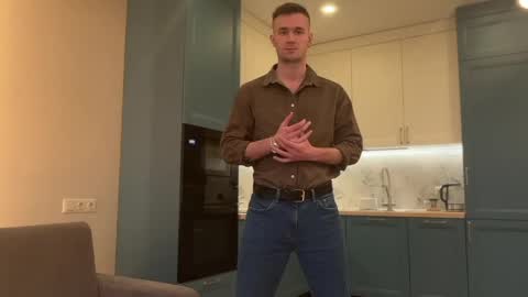 cute_skywalker online show from April 27, 5:21 pm