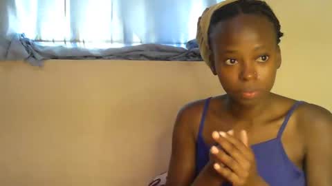 Snapshot of cute_sonny chatting on October 4, 6:00 am cute_sonny online show from October 4, 6:00 am