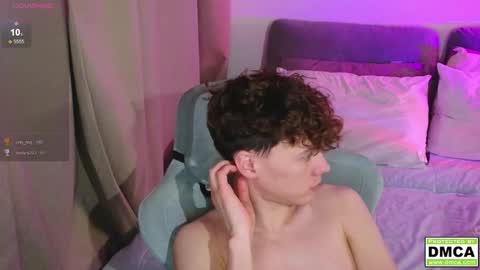 Thomas -  online show from February 10, 7:50 pm