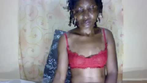 cute_xeniah online show from September 12, 3:41 am