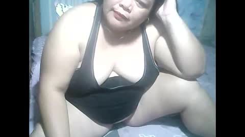 cutechubbyasian online show from March 13, 1:25 pm