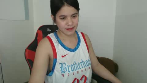 cutecindy2000 online show from March 2, 11:39 am