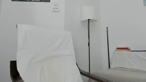 cuteeboy online show from June 29, 10:26 am