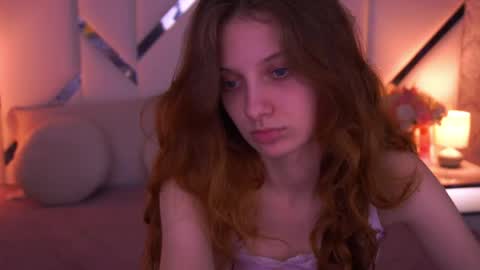 Foxy online show from April 25, 1:02 pm