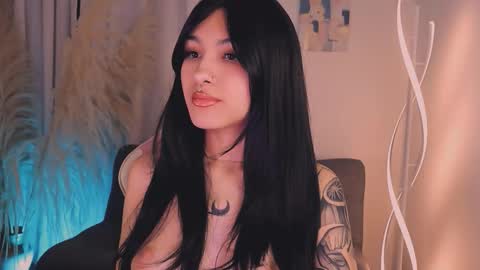 Zoe  online show from November 29, 7:27 am