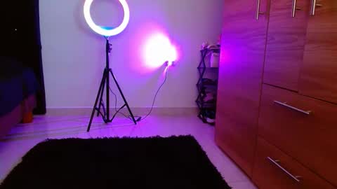 isabella online show from February 14, 7:27 pm