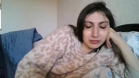cutekattie online show from April 6, 4:21 am