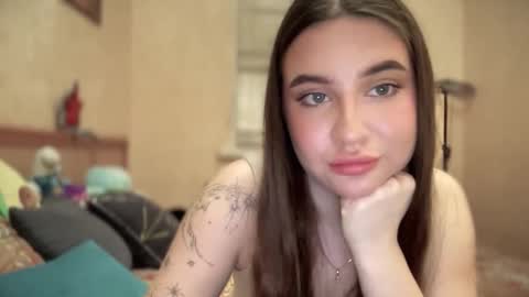 CuteAnn online show from March 6, 5:56 pm