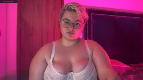 Sophie  Lilith online show from November 26, 8:49 pm