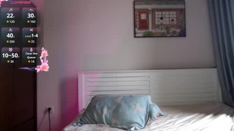 Sophie  Lilith online show from September 24, 8:10 am