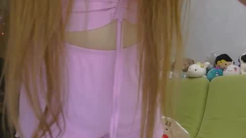 Chloe online show from June 5, 2:29 am
