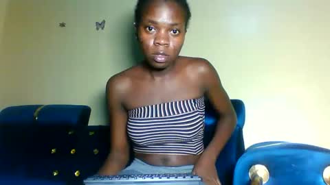 cutieplush online show from April 26, 8:17 pm