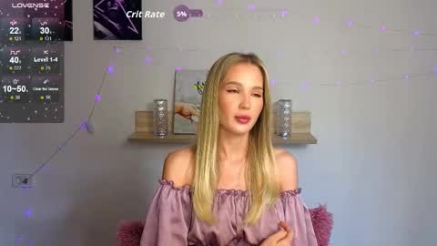 Snapshot of cutiefull_lion chatting on September 12, 6:04 am cutiefull_lion online show from September 12, 6:04 am