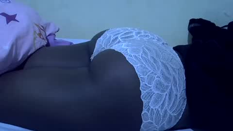 cutiehanish4 online show from June 23, 5:48 am