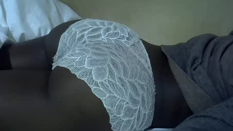 cutiehanish4 online show from July 20, 5:43 am