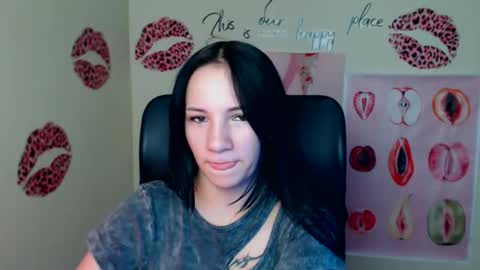 Emma online show from May 30, 6:17 pm