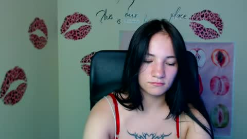 Emma online show from July 10, 6:23 pm
