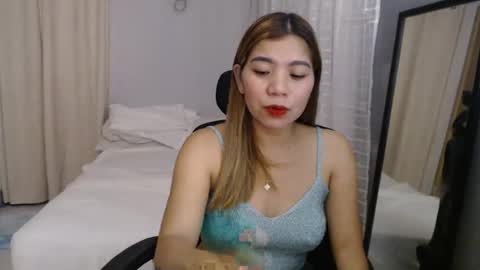 Snapshot of cutiepie3049 chatting on February 28, 11:47 am Myra online show from February 28, 11:47 am