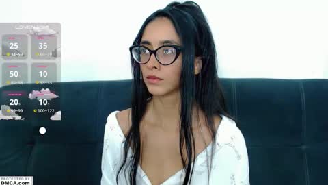 miss ari  online show from November 27, 11:40 am