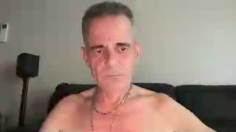 cwaddle online show from July 4, 12:53 pm