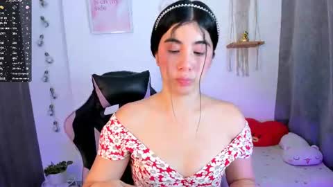 Liz online show from August 7, 10:52 pm