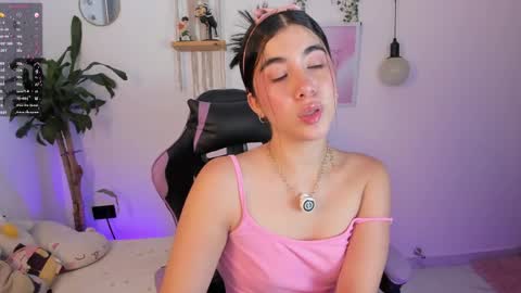 Liz online show from April 29, 9:19 pm