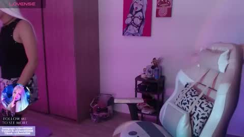     online show from February 17, 5:39 am