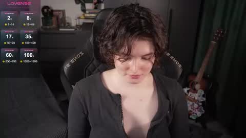 Helen Blossom online show from July 29, 8:53 pm