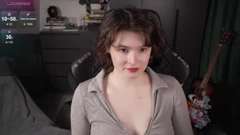 Helen Blossom online show from July 1, 2:04 pm