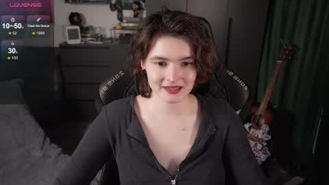 Helen Blossom online show from July 7, 1:59 pm