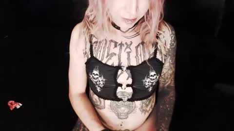 Nikki online show from October 26, 1:28 am