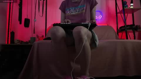 Lily Goddess online show from May 1, 9:42 pm