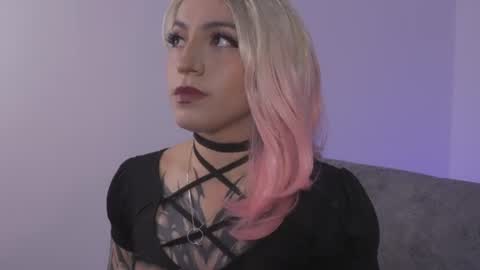  cyber zoe   online show from June 23, 12:40 am